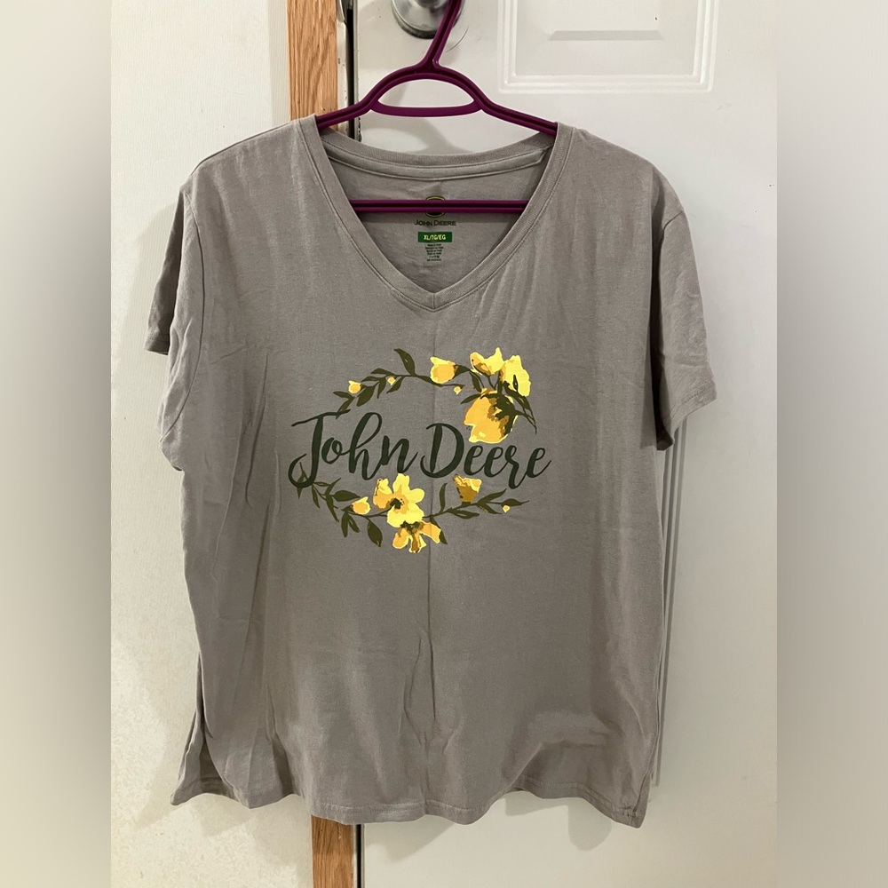 John Deere tshirt, brand new never worn